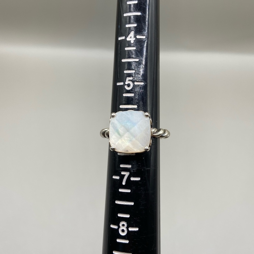 Pandora White MOP Sincerity Ring - Picture 8 of 8